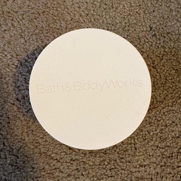 Bath and Body Works Champagne Apple and Honey Scented 3 Wick Candle - Picture 2 of 4